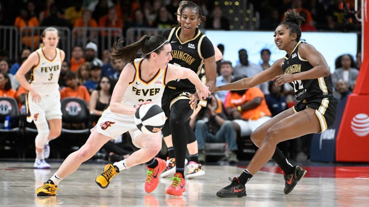 曼聯傳來噩耗？卡塞米羅因累計黃牌無緣大戰 騰·哈格“提醒”阿森納卡塞米羅不是不可或缺！.